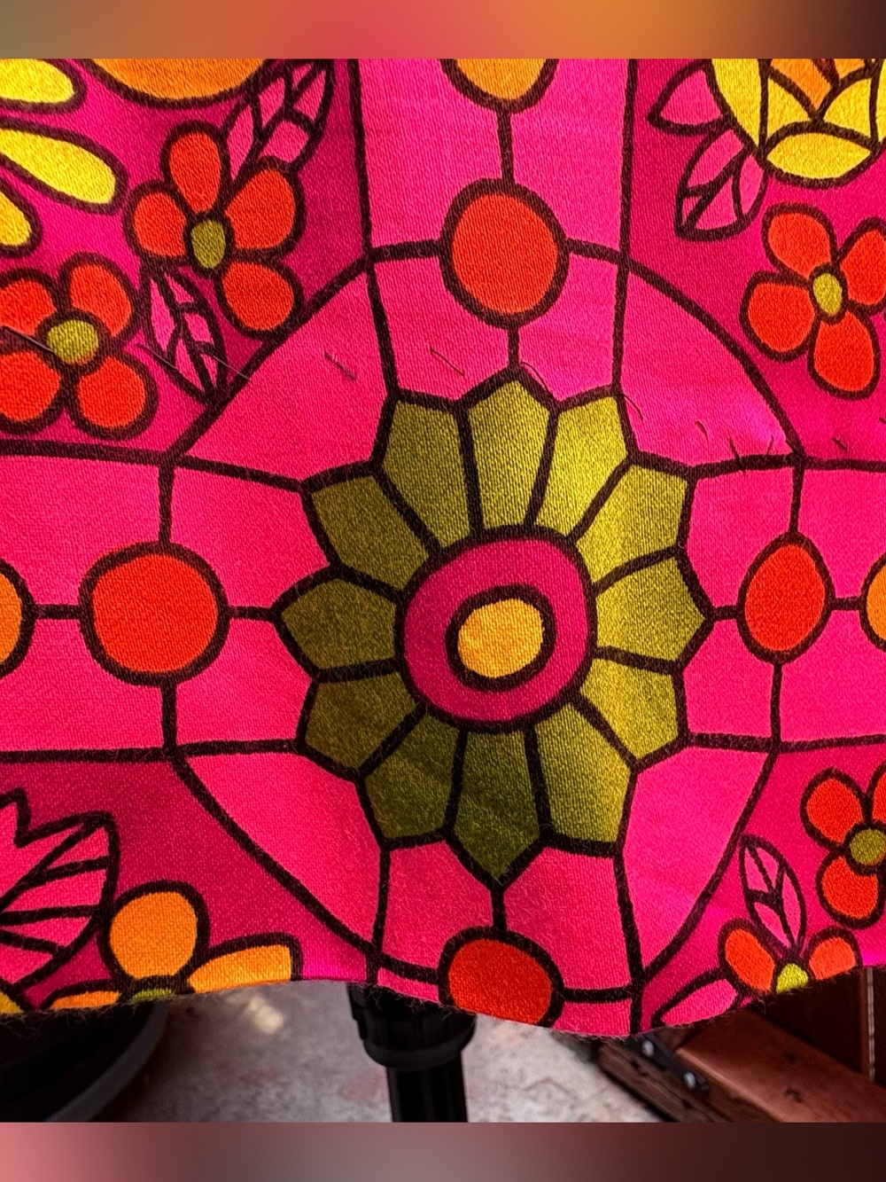 You. Walking Art: Vintage '60s Psychedelic Mod Shift Dress - Picture 9 of 11